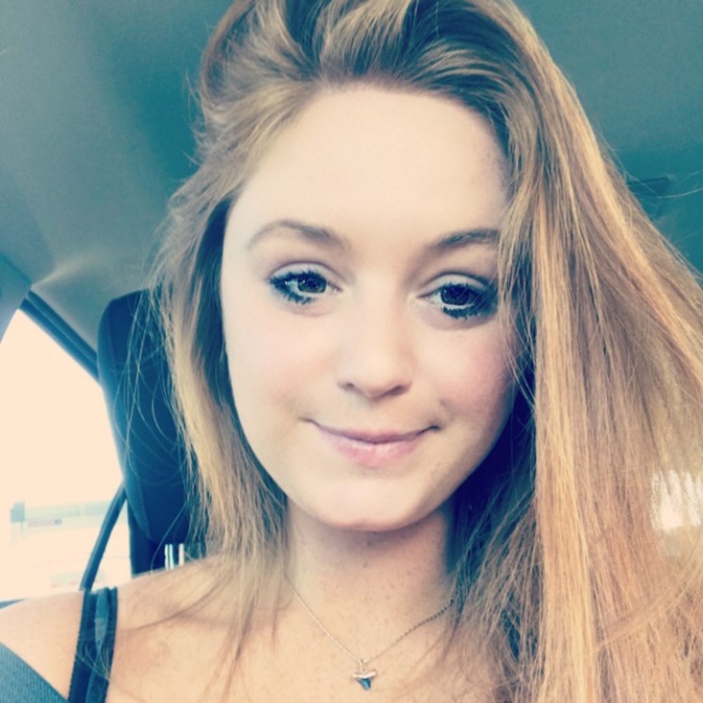 Meet your Posher, Olivia